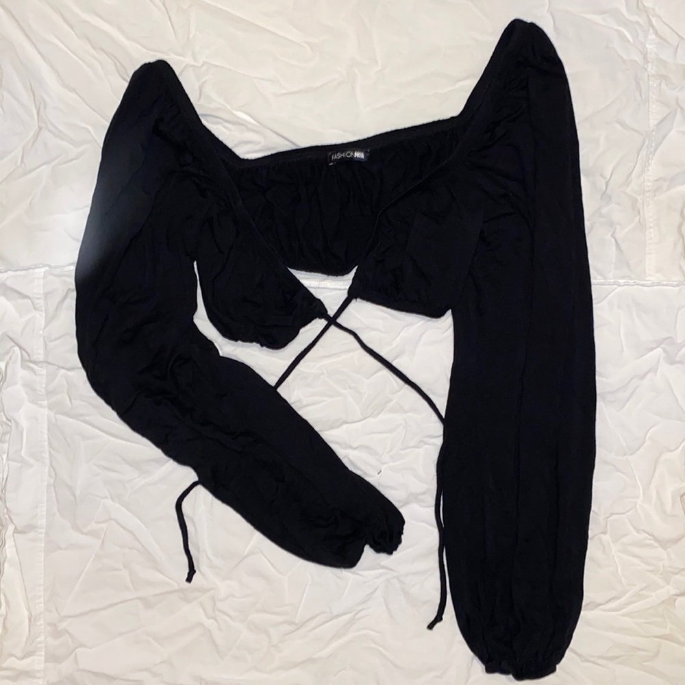 Fashion Nova tie crop top.